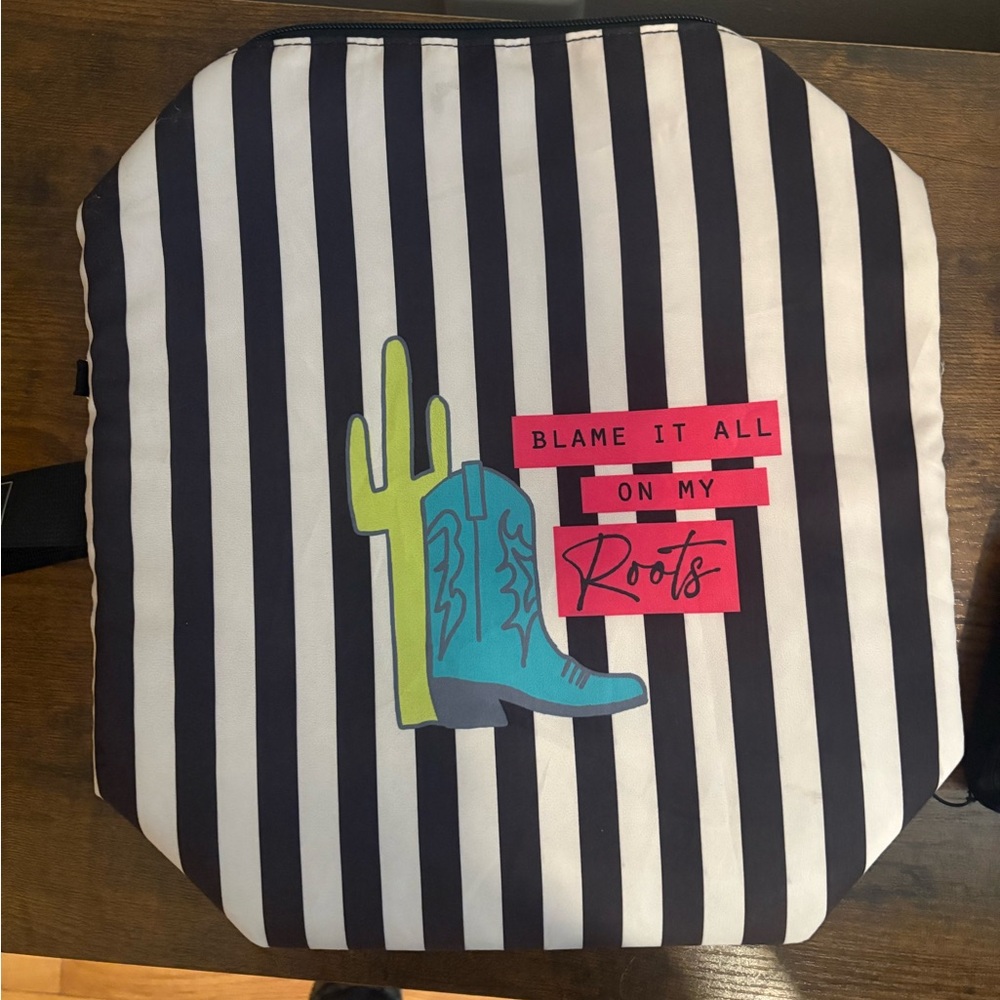Two Fly travel bag